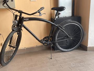 Bici custom cafe’ racer