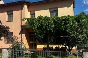 Casa indipendente di 177 m² con 3 locali e box aut