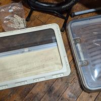 Oblo da Tetto Camper Roulotte 60x40