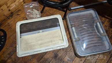 Oblo da Tetto Camper Roulotte 60x40