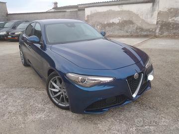 Alfa Romeo Giulia 2.2 Turbodiesel 180 CV AT8 Super