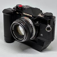 Olympus OM-2 Black + Zuiko 50mm f/1.8 + Winder