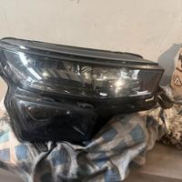 Faro anteriore destro skoda kodiak