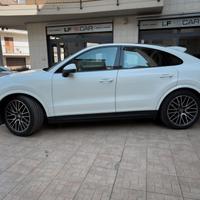 Porsche Cayenne 3.0 V6 340 cv