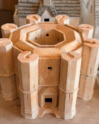 Miniatura in pietra di Castel del Monte artigiano