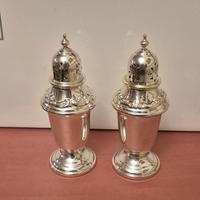 coppia spargisale e pepe