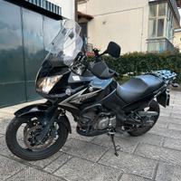 Suzuki V-Strom 650 2012