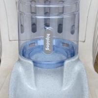 Mangiatoia dispenser 3,8L, marca "Hipidog"
