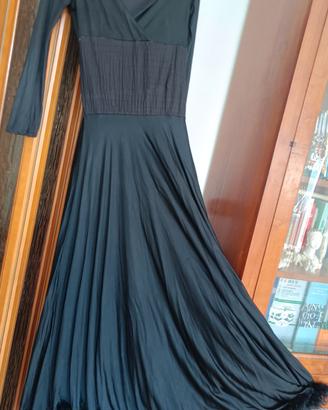 vestito nero lungo