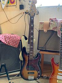 Basso elettrico 4 corde nuovo