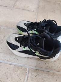 scarpe basket Adidas trae young bambino/a 