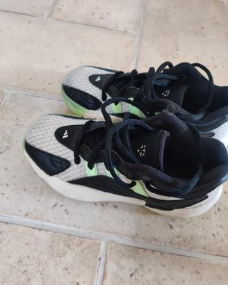 scarpe basket Adidas trae young bambino/a 