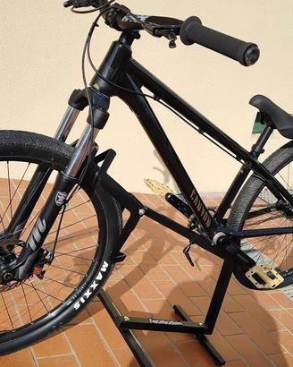 MTB dirt, pump, street Canyon Stitched 360 2024