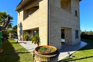 Villa con Giardino - Grottazzolina