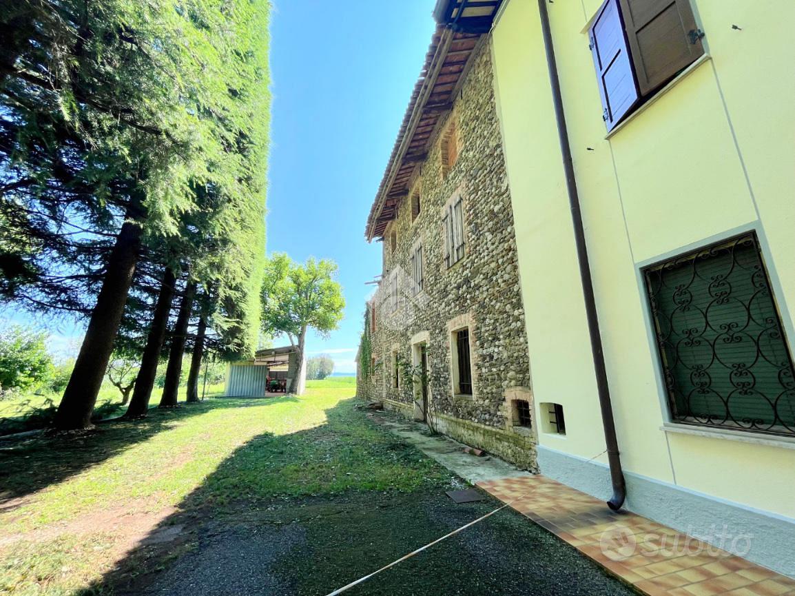 RUSTICO A MERETO DI TOMBA - Vista 3