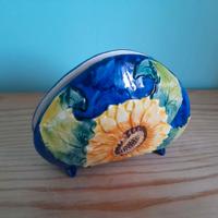 Portatovaglioli in ceramica decorata