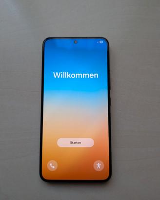 Samsung Galaxy S22 8/256 GB Nero + Cover Spigen