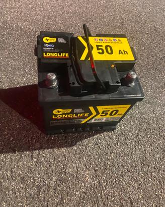 Batteria auto 50Ah