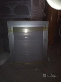 finestre in plexiglass e alluminio