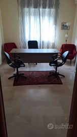 Ufficio ben attrezzato in via Avola