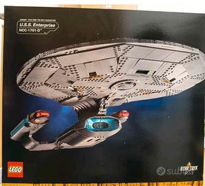 Lego 10356 Star Trek: U.S.S. Enterprise NCC-1701-D