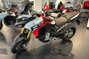 Multistrada V4 Pikes Peak RS