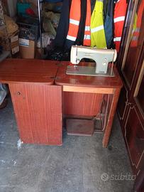 MACCHINA DA CUCIRE VINTAGE