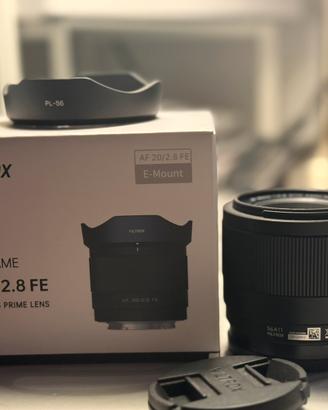 Viltrox 20mm f/2.8 attacco Sony E