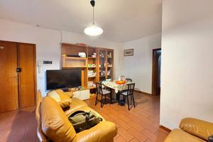 Appartamento di 110 m² con 4 locali e box auto a M