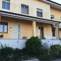 Villetta indipendente su tutti i lati