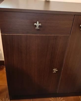 MOBILE METTITUTTO PER BAGNO