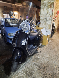 Piaggio vespa gts 300 2022 km 17800