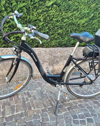B'Twin Elops 700E – E-bike elettrica Decathlon