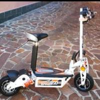 TARGATO SCOUTER ELETTRICO 50 cc