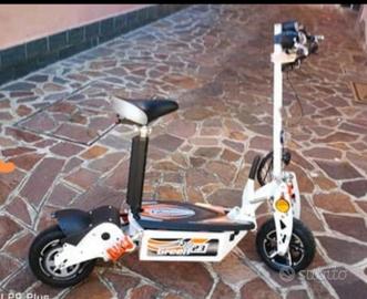 TARGATO SCOUTER ELETTRICO 50 cc