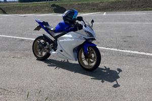 YAMAHA YZF-R125