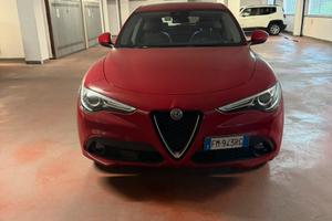 Alfa Romeo stelvio 180 CV 2.2 diesel