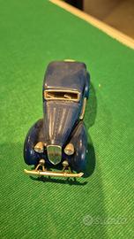modellino auto d'epoca 