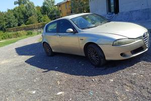 alfa romeo 147 silver