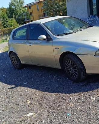 alfa romeo 147 silver