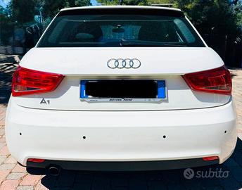 Audi A1 1.6 TDI 105 cv Attraction