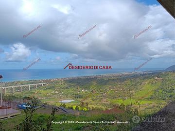 Casa, Campofelice di Roccella.