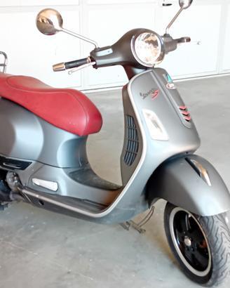 vespa gts 300 abs