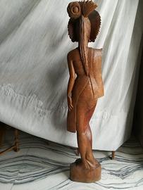 Statue di legno tek antiquariato indonesiano