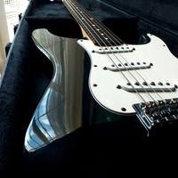 FENDER STRATOCASTER MEX