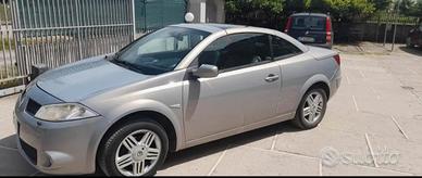 Cabriolet Renault Megame