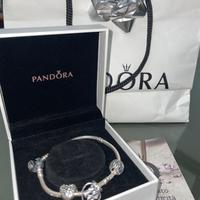 Bracciale Pandora NUOVO mai utilizzato