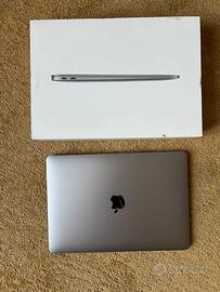 Apple Mac Book Air 13”