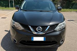 Nissan Qashqai 1.5 dci - TETTO - NAV. - 12 MESI DI