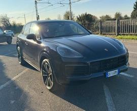 Porsche Cayenne 3.0 V6 E-Hybrid Platinum Edition